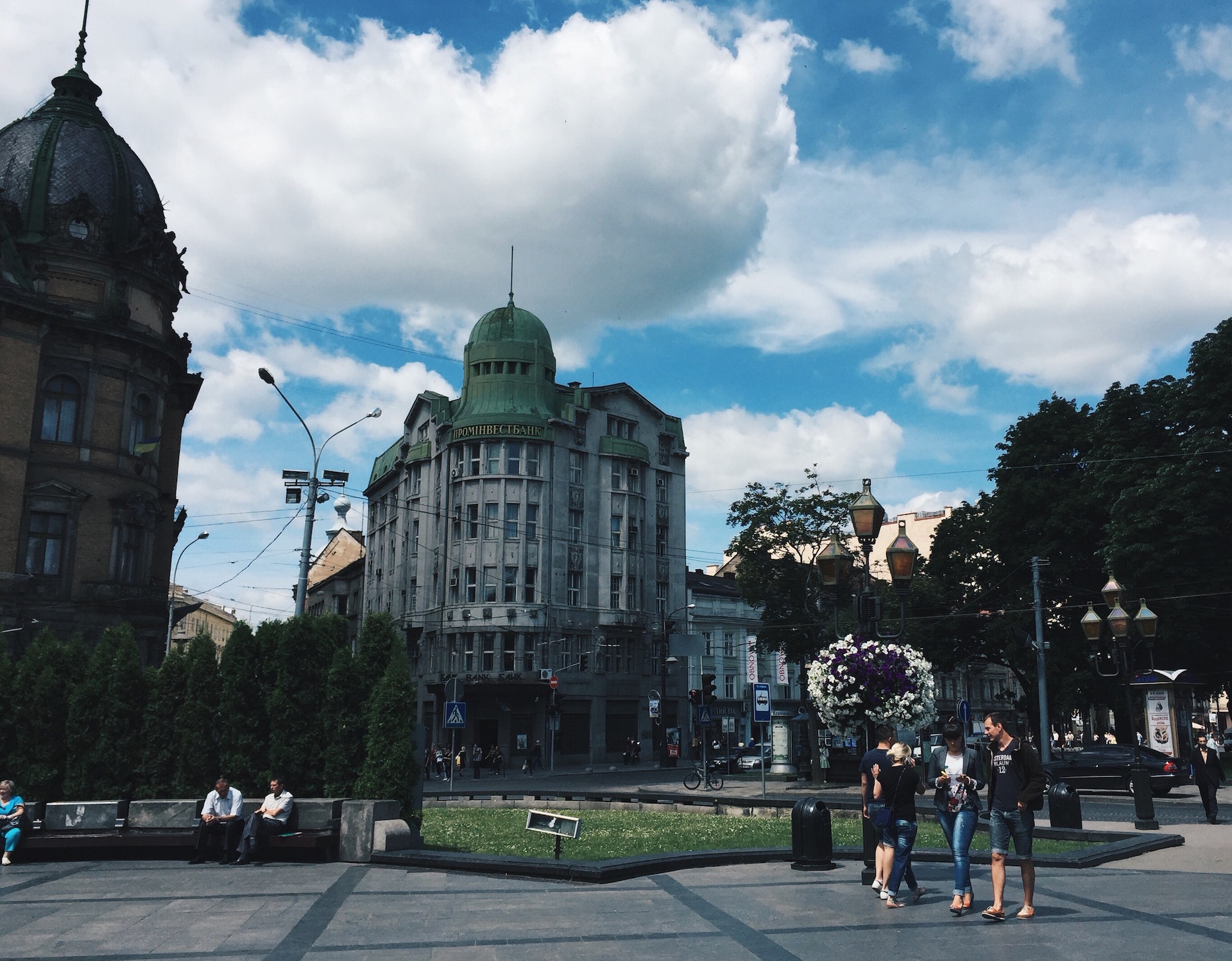 The Best Places in Lviv to Go on A Date with A Girl